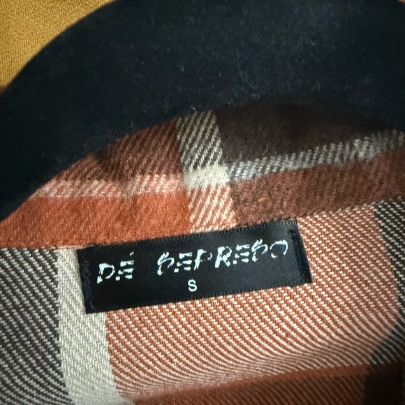 Plaid a shacket - Picture 2 of 2